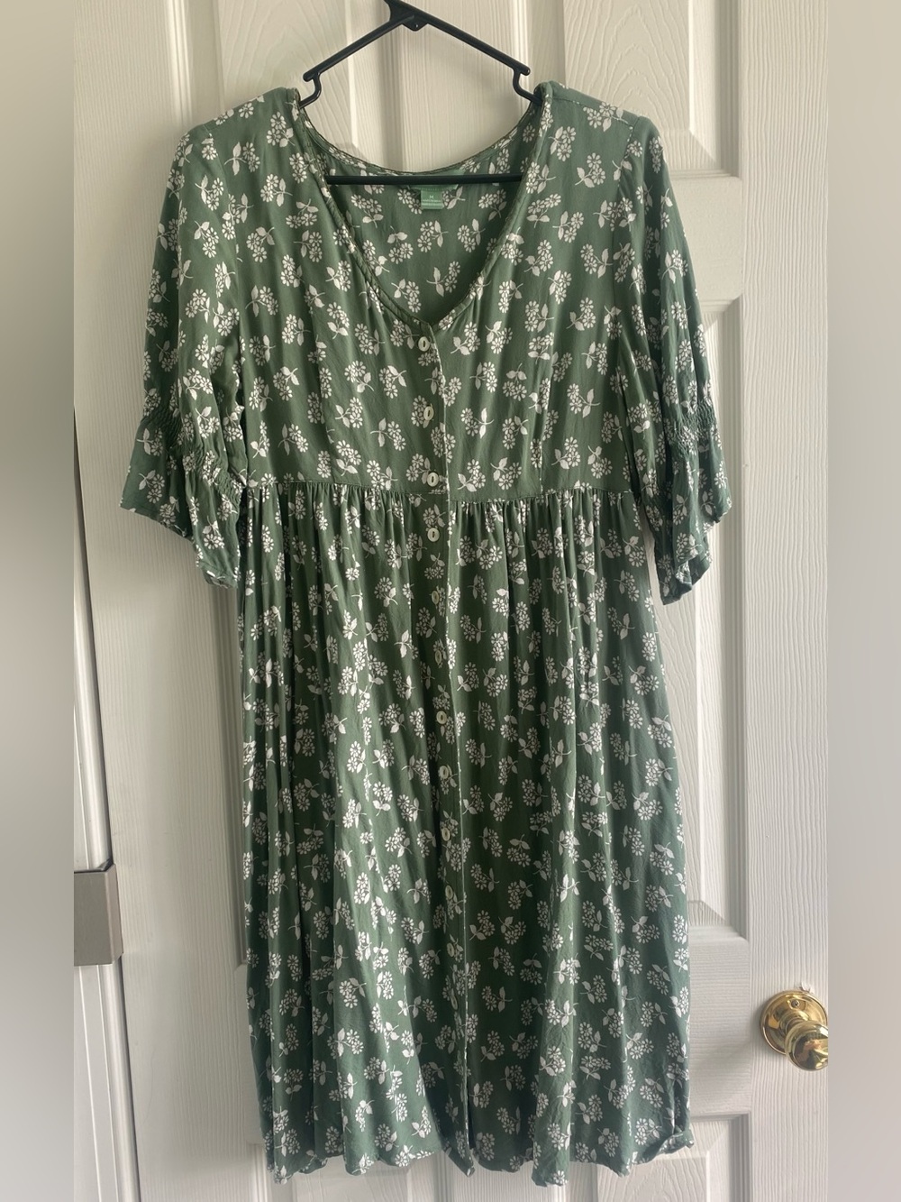 April Cornell green floral bell sleeve button down dress Medium